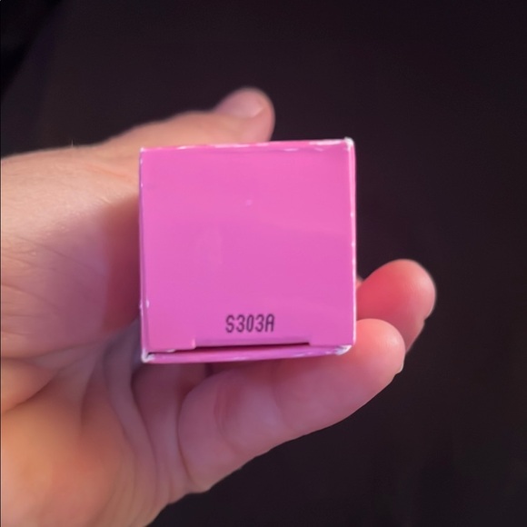 The gloss in wet peach 🍑 - Picture 6 of 6